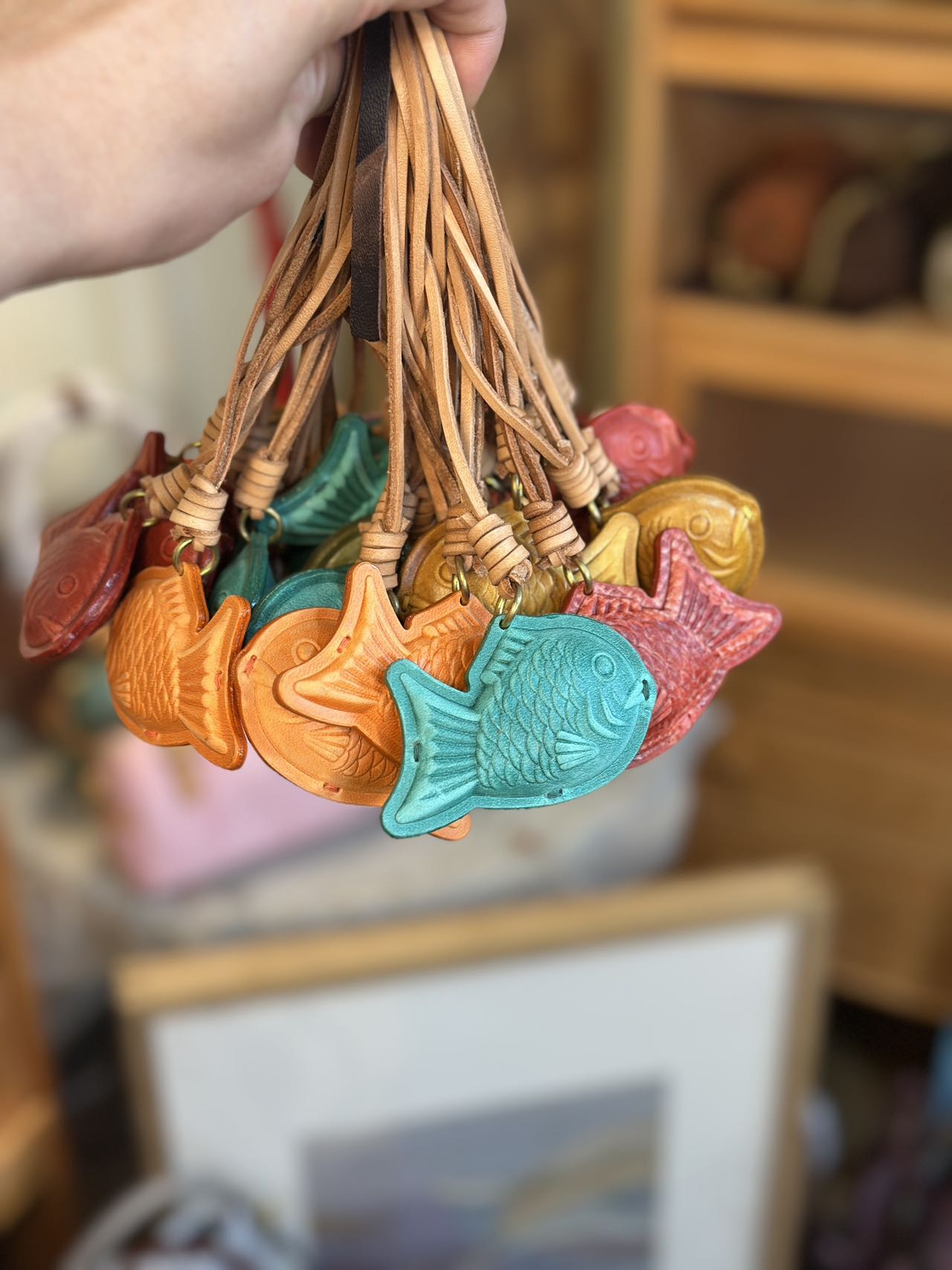 【多彩鱼挂件】百搭可盘养植鞣牛皮挂件