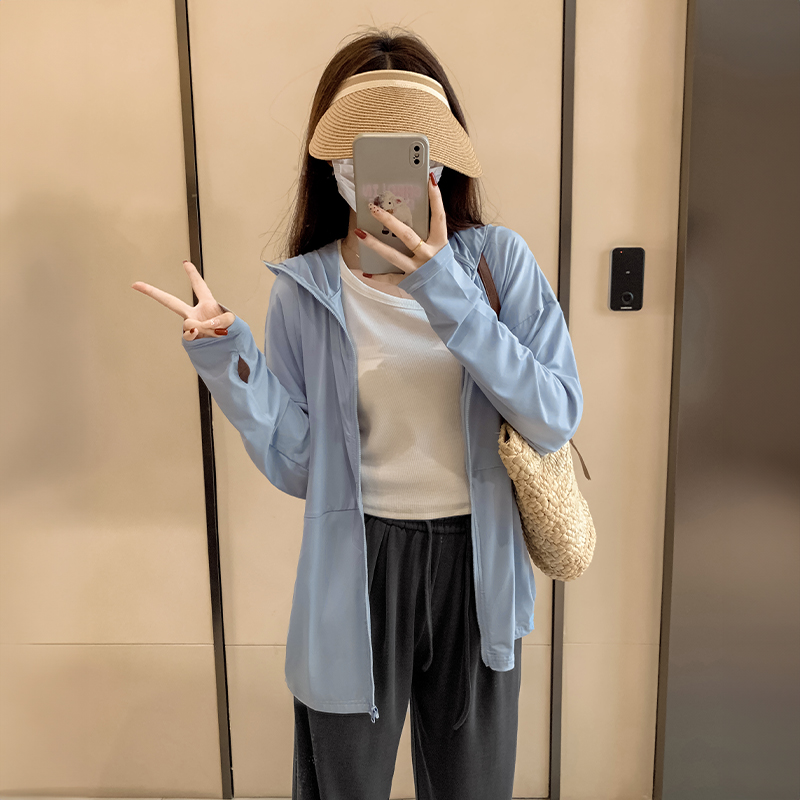 宽松薄款防晒衣女长袖2025夏季防紫外线透气休闲轻薄冰丝连帽外套