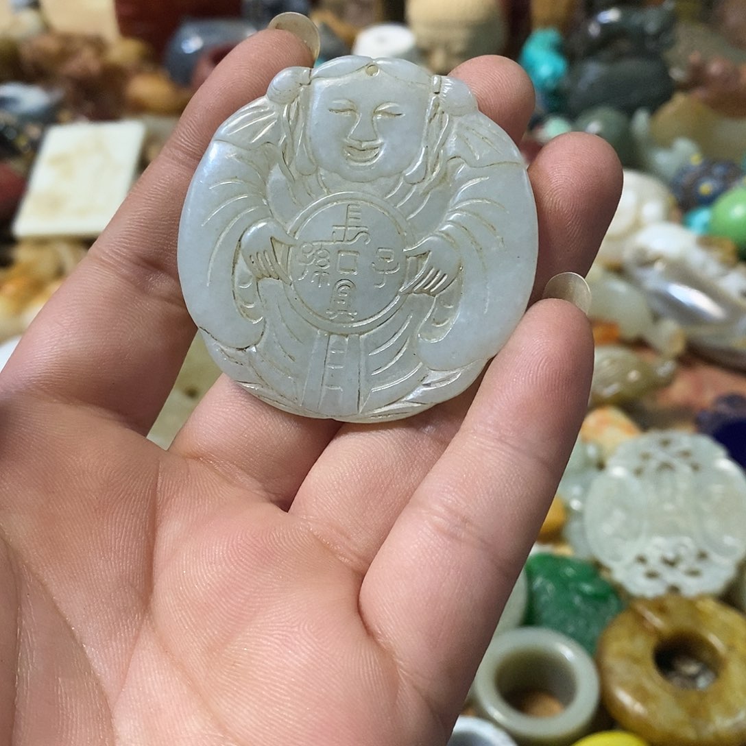 和田玉（糖玉）未镶嵌挂件