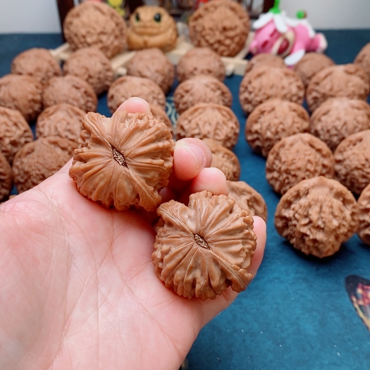 王***蛋文玩核桃把件山地磨39