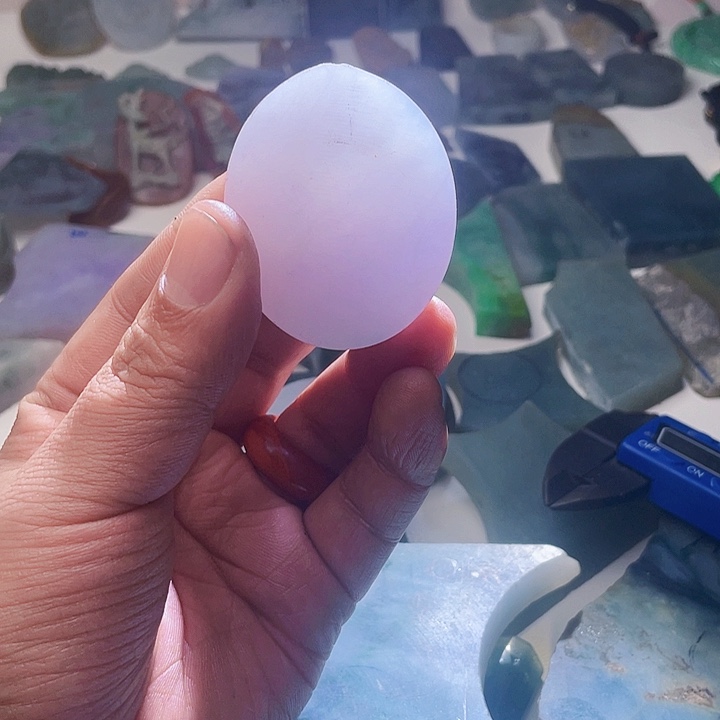 定制翡翠未镶嵌俺***的翡翠