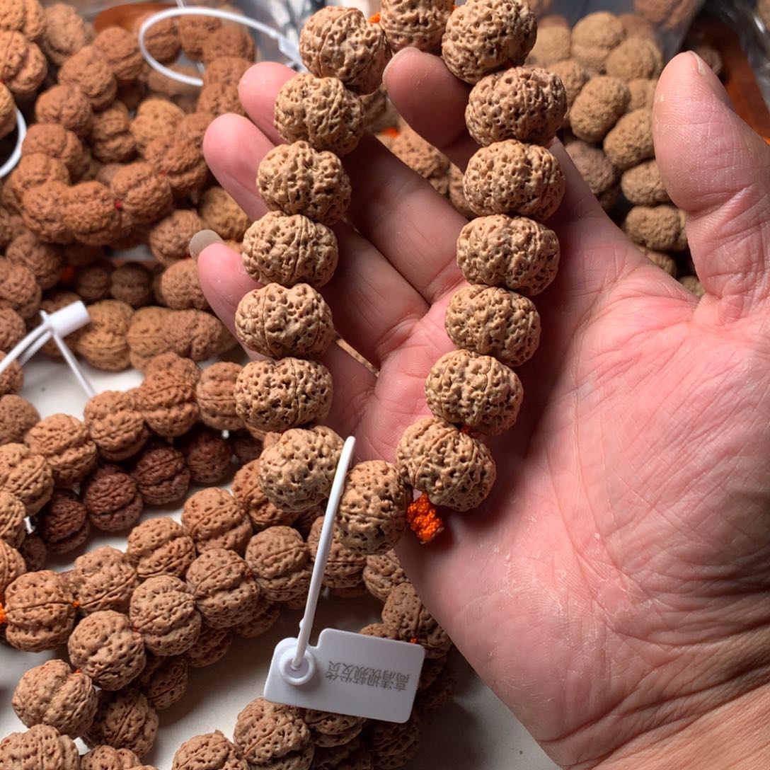 J***e金刚菩提手串22星空六瓣