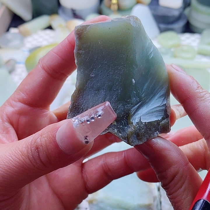 和田玉和田玉新疆料未镶嵌飞**鹰