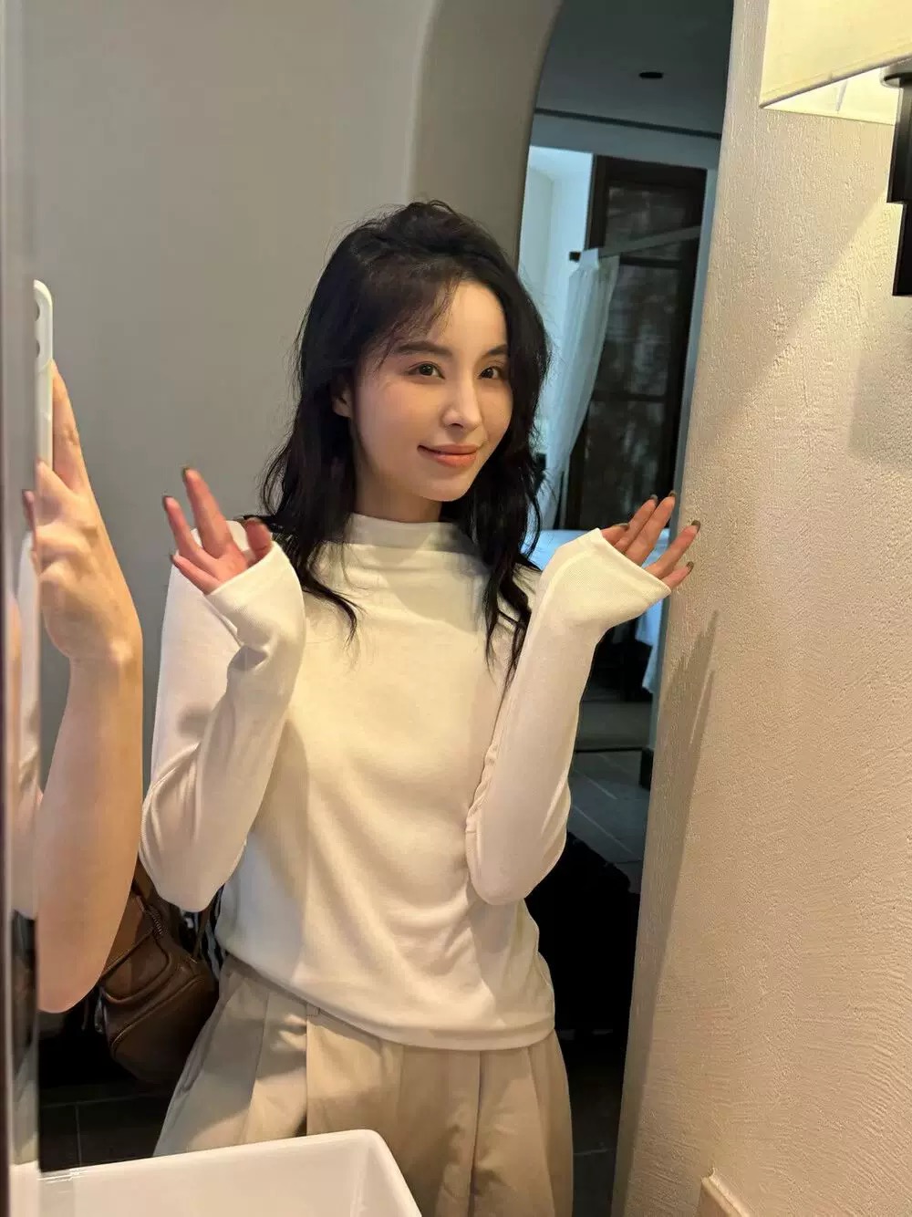  [ W i F i ]8001冬新款半高领加绒抗起球磨毛加绒打底衫