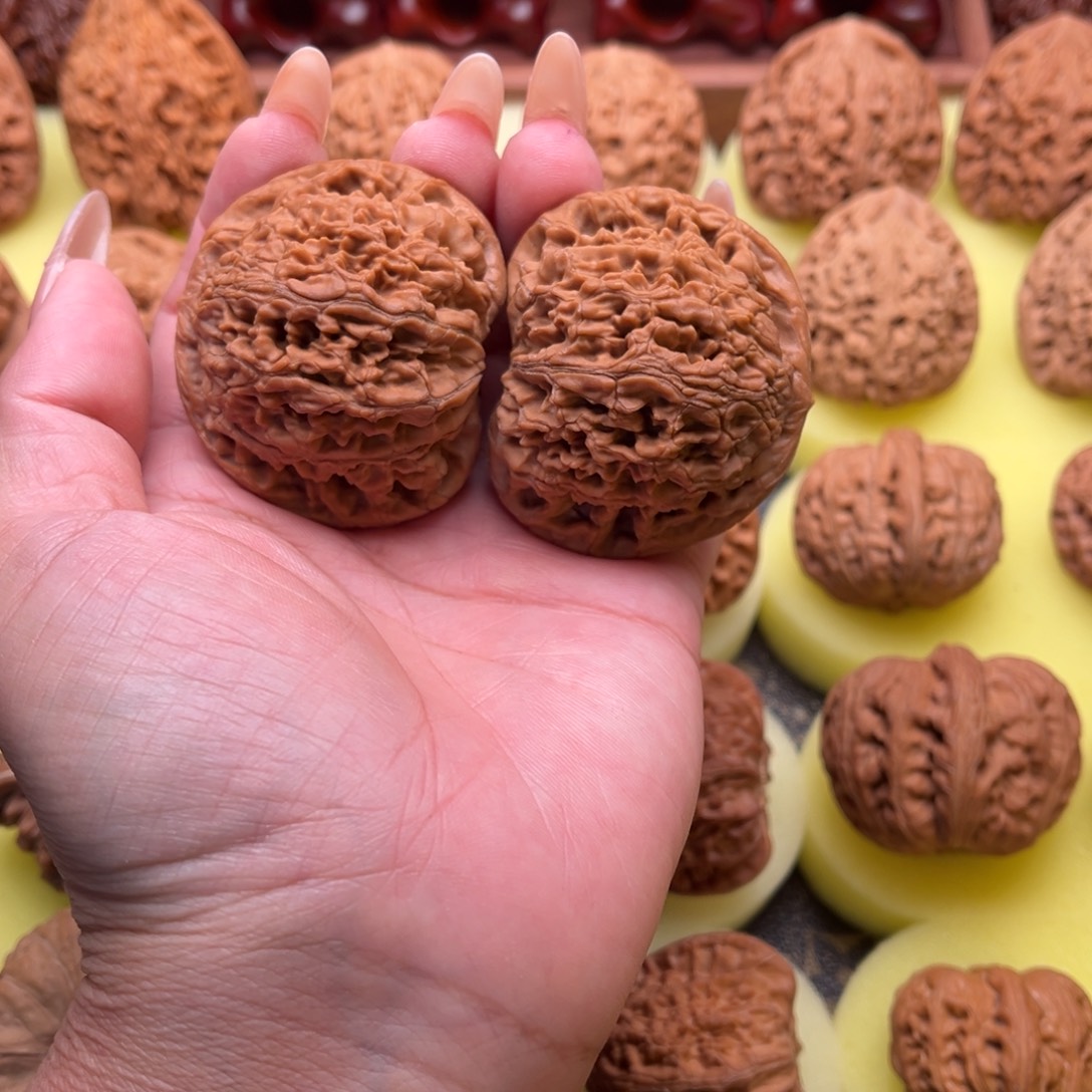 把件文玩核桃50水龙纹精品对