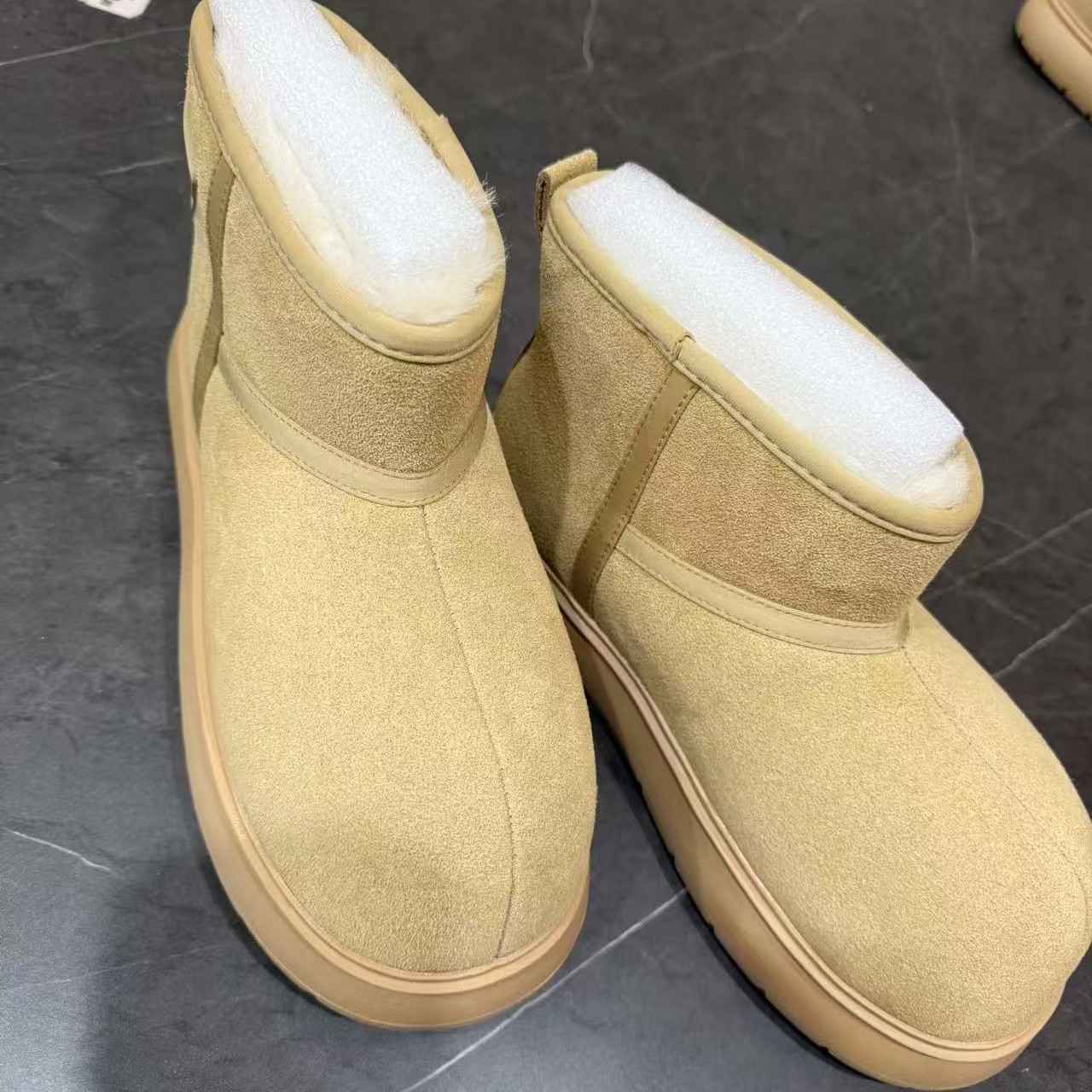 辣妈家孤品女鞋一样一双