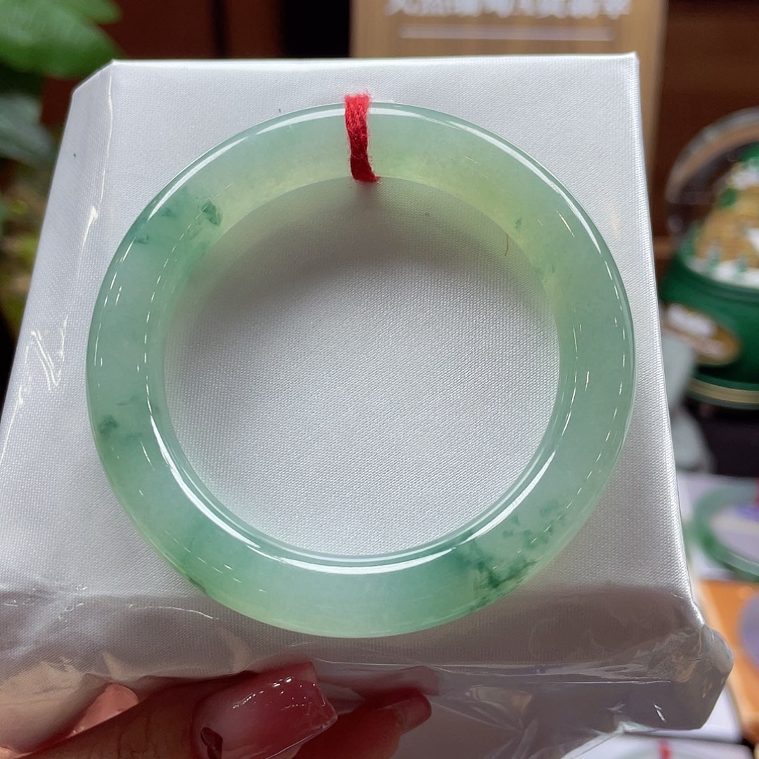 翡翠手镯未镶嵌170 号链接