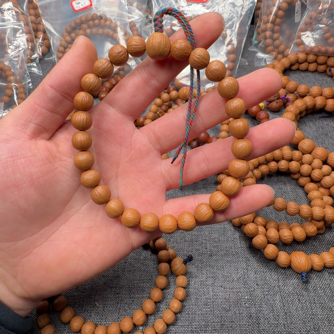 吊坠猴头核桃聚宝盆