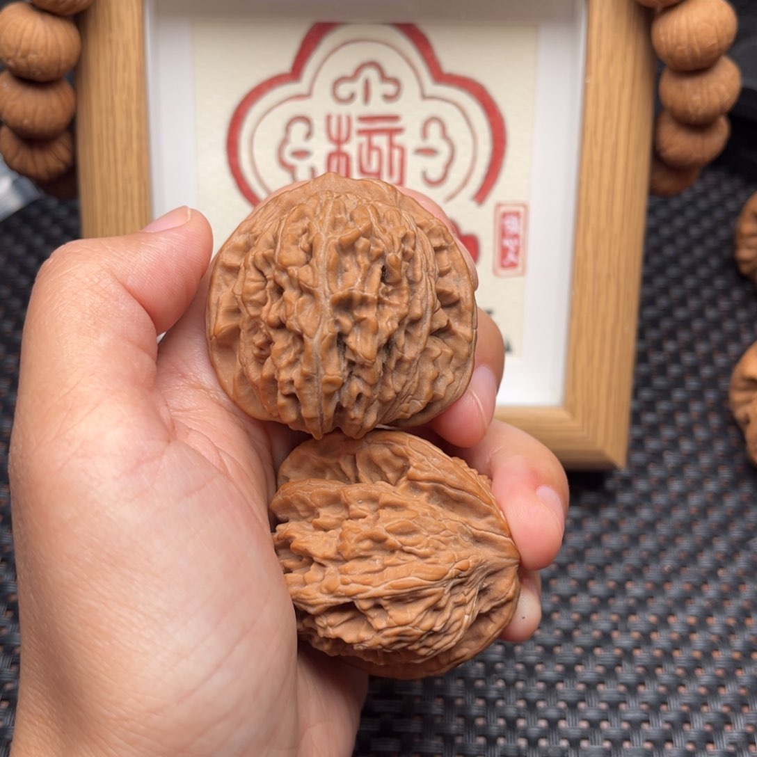 吊坠文玩核桃山**人全品楼