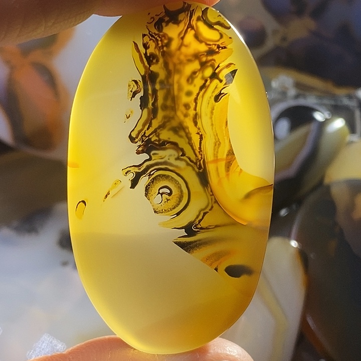 未镶嵌颈饰玛瑙/玉髓