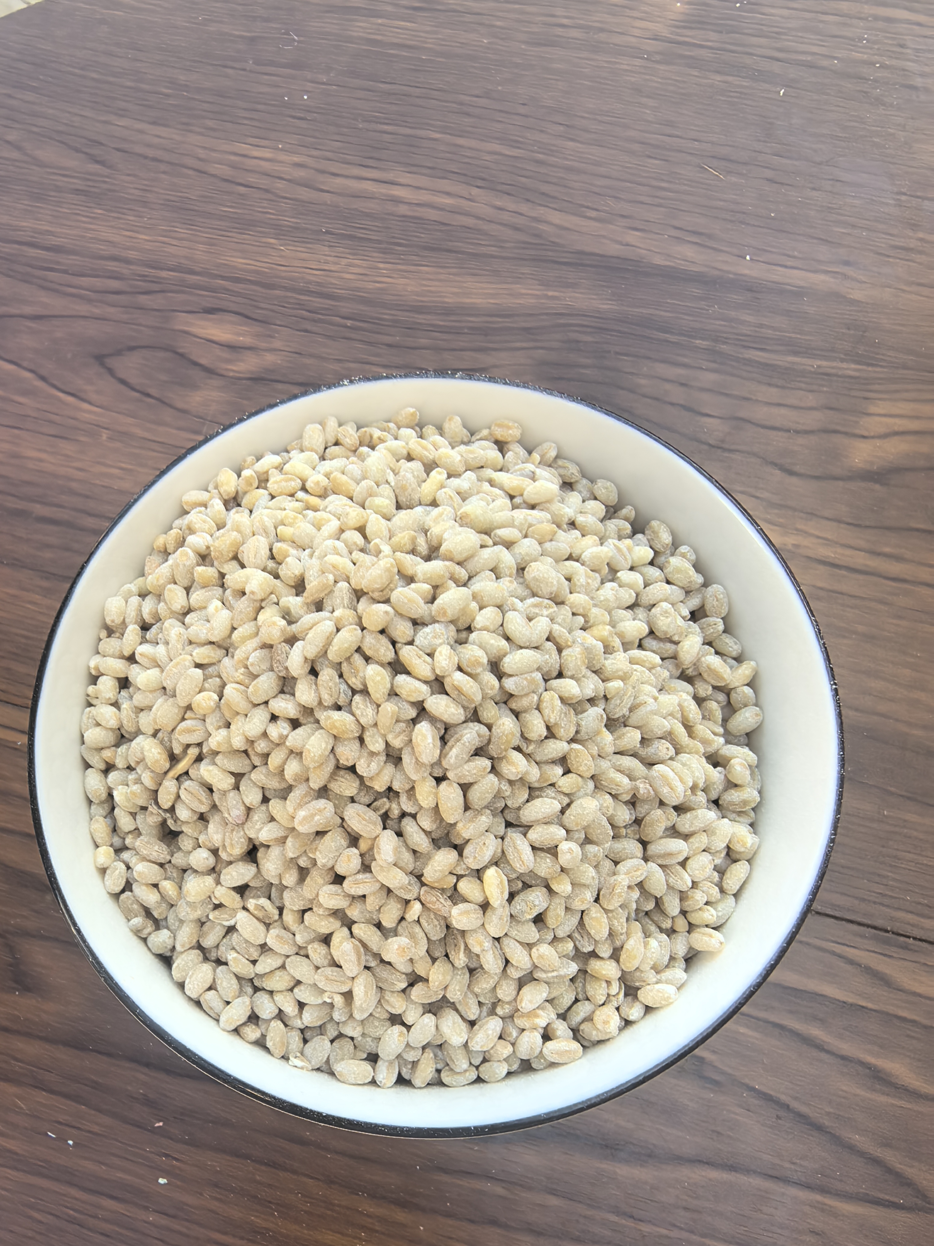 新货河南农家脱皮小麦粒小麦仁