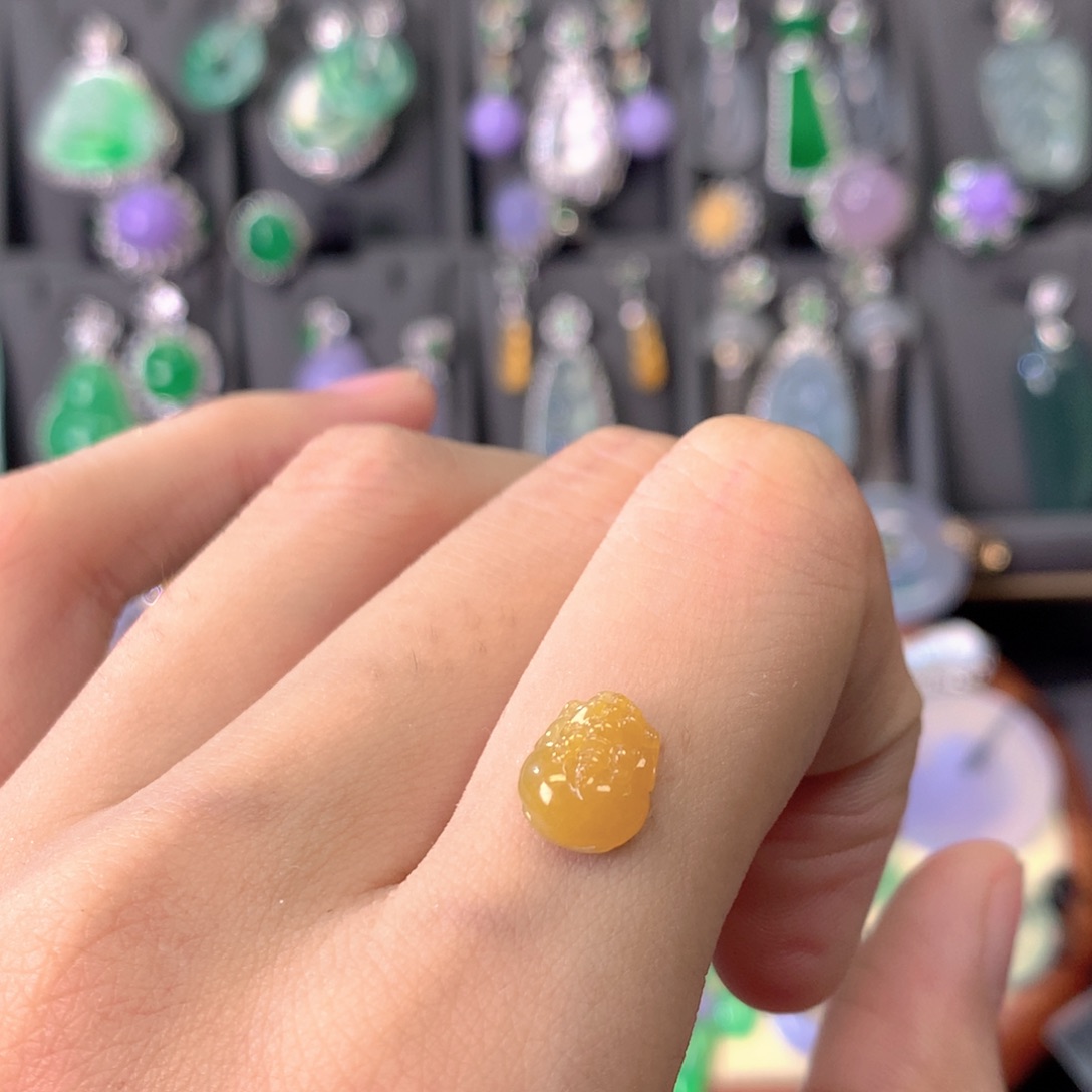 吊坠(不含链)未镶嵌翡翠