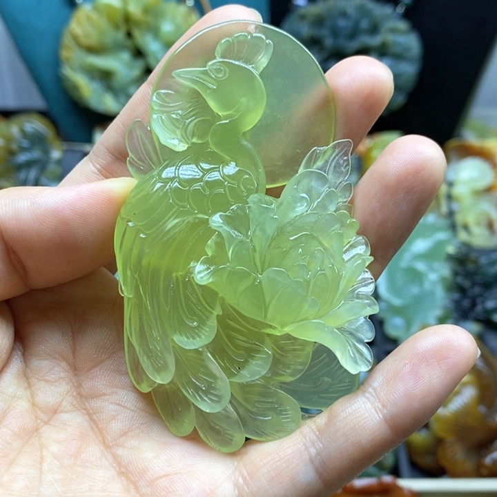 未镶嵌蛇纹石玉挂件