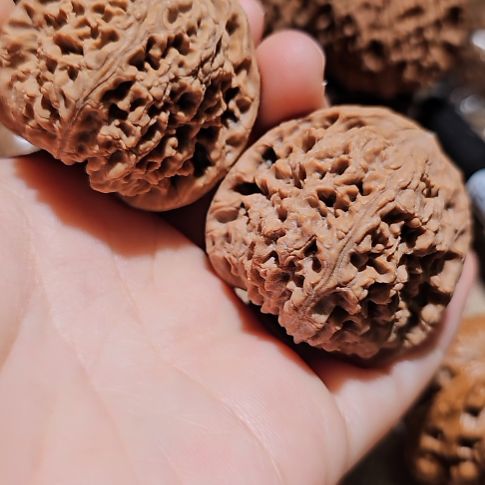 文玩核桃吊坠42.5南疆