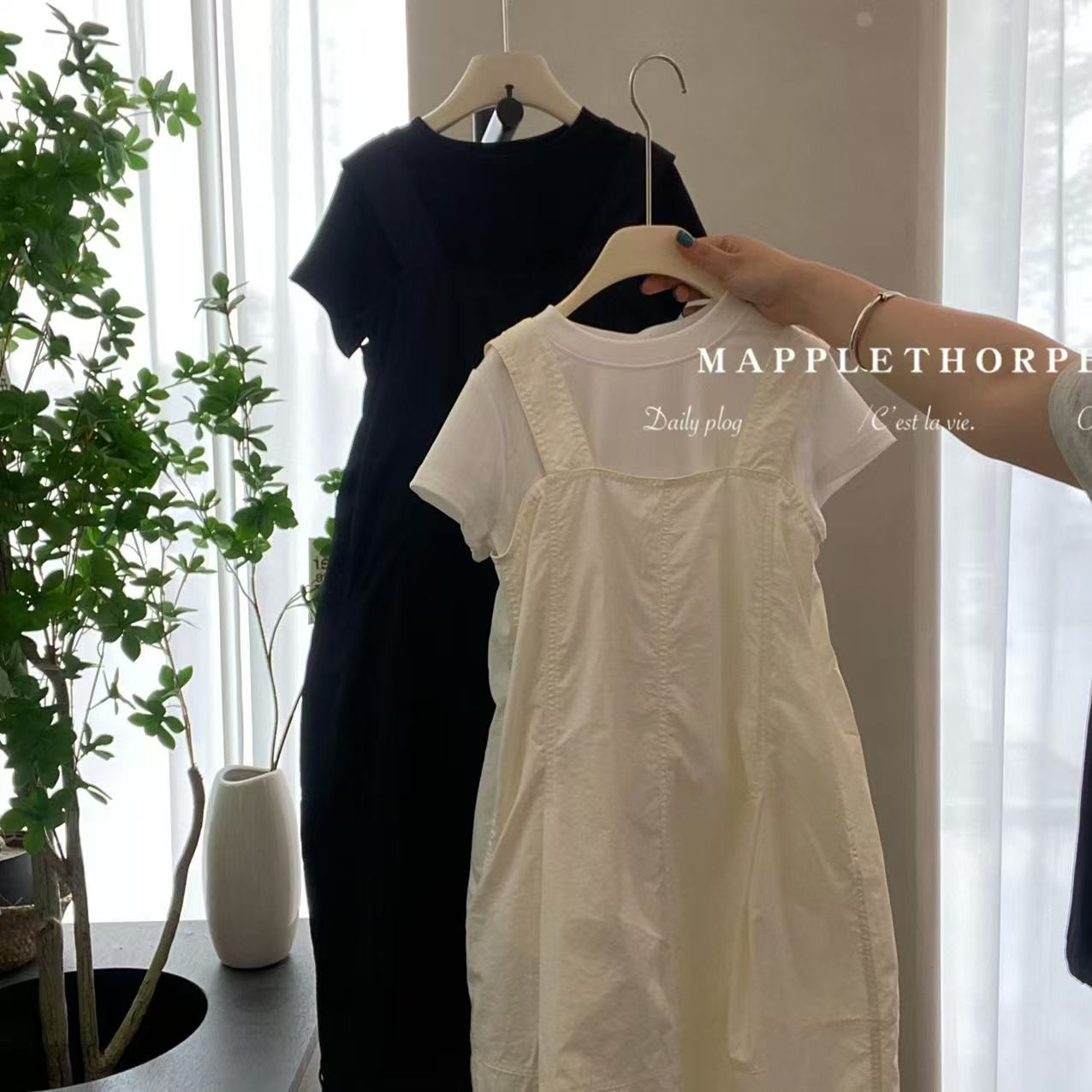 R2452儿童背带裙套装（短袖+背带裙）