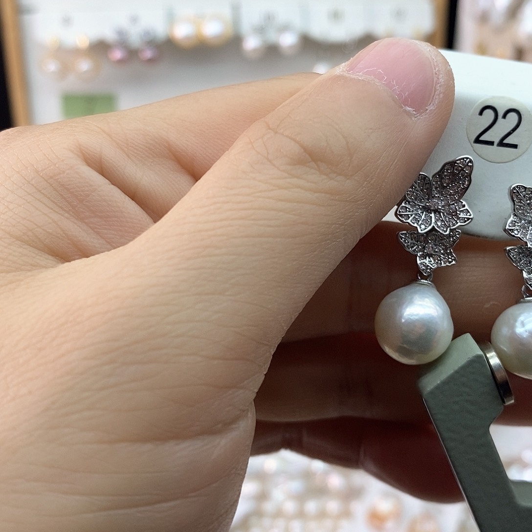 淡水珍珠耳饰未镶嵌