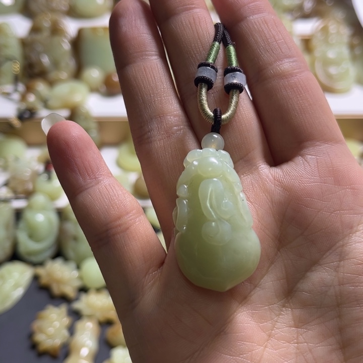 和田玉挂件未镶嵌灵*