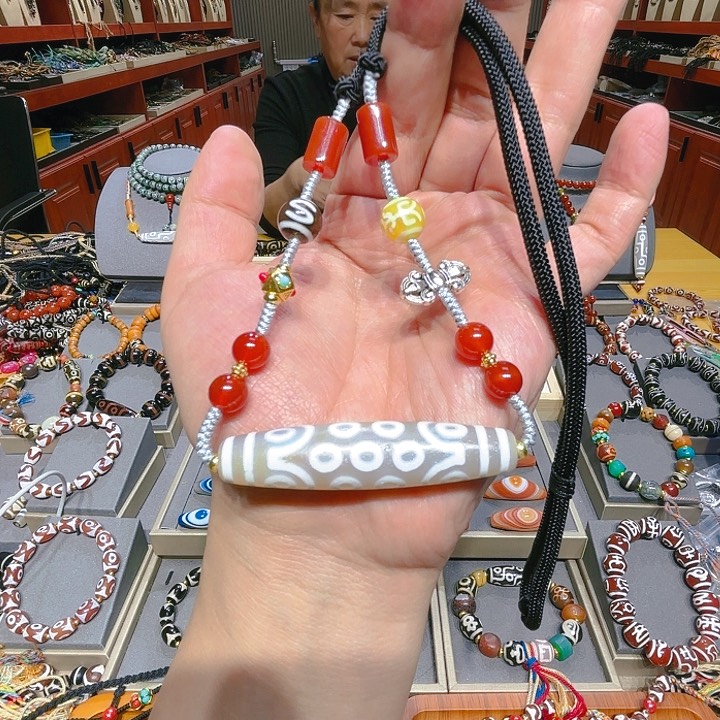 未镶嵌玛瑙/玉髓珠宝奇石