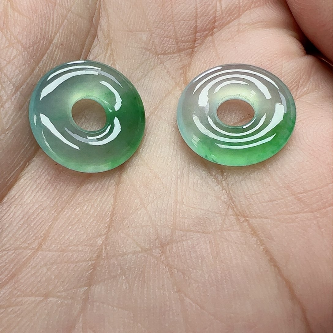 翡翠耳饰未镶嵌北****墨天然缅甸A货翡翠
