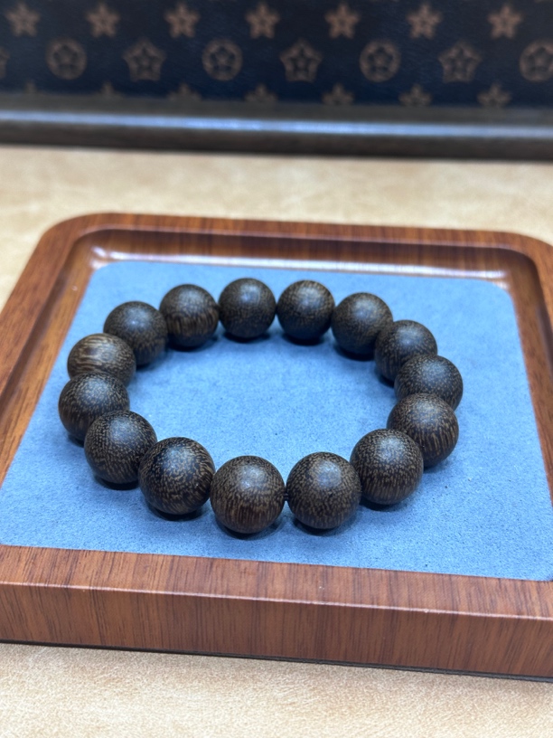 高油高密文玩沉香木质手串S34