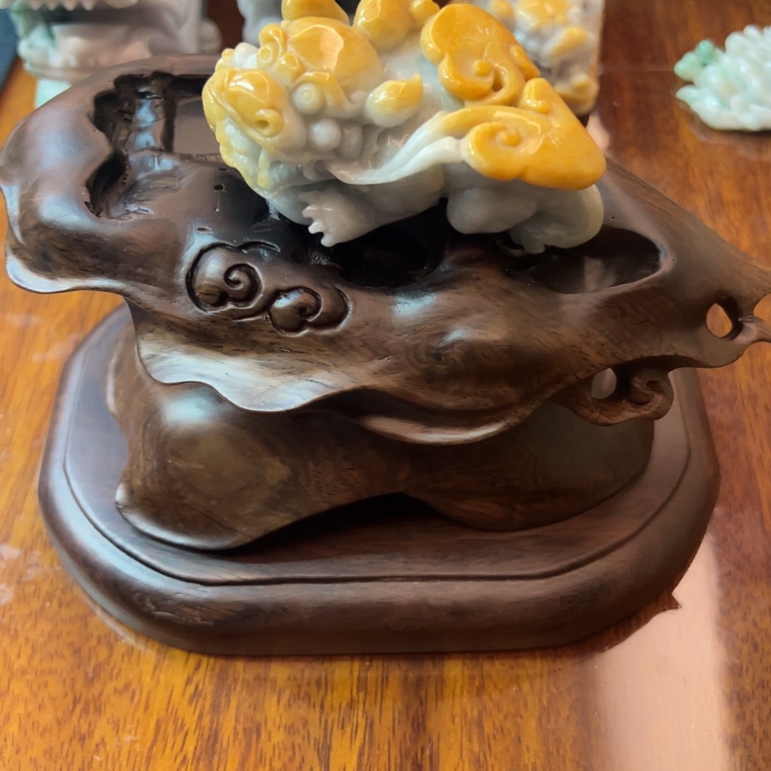 翡翠未镶嵌挂件翡翠摆件