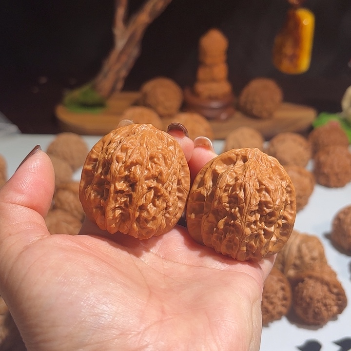 洋***Z核桃文玩核桃靠山王44/44/42