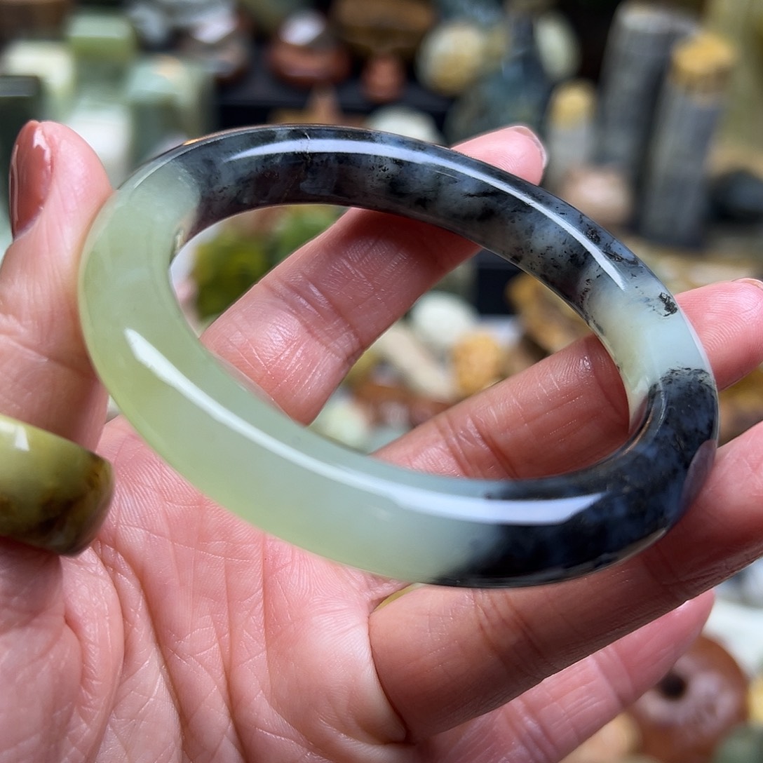 岫玉未镶嵌颈饰水墨圆条55.5