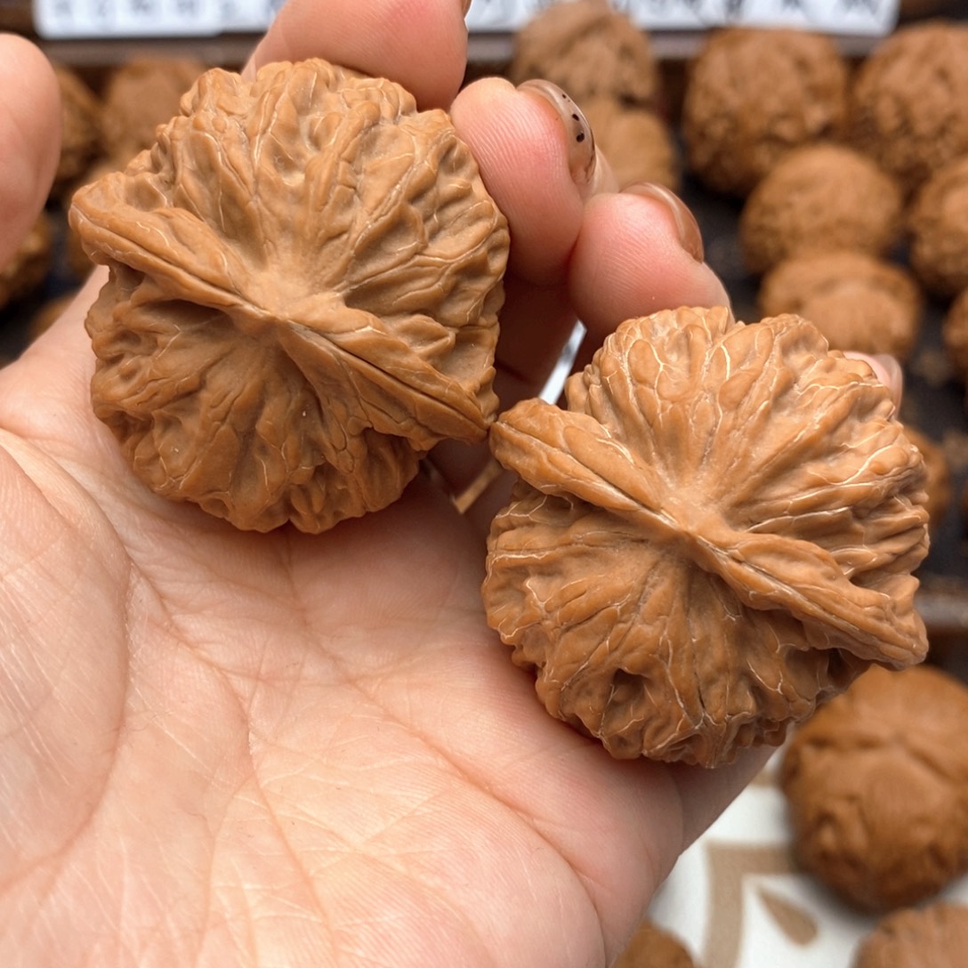 文玩核桃把件42尺全品金麒麟