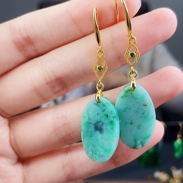 翡翠耳饰未镶嵌饰品