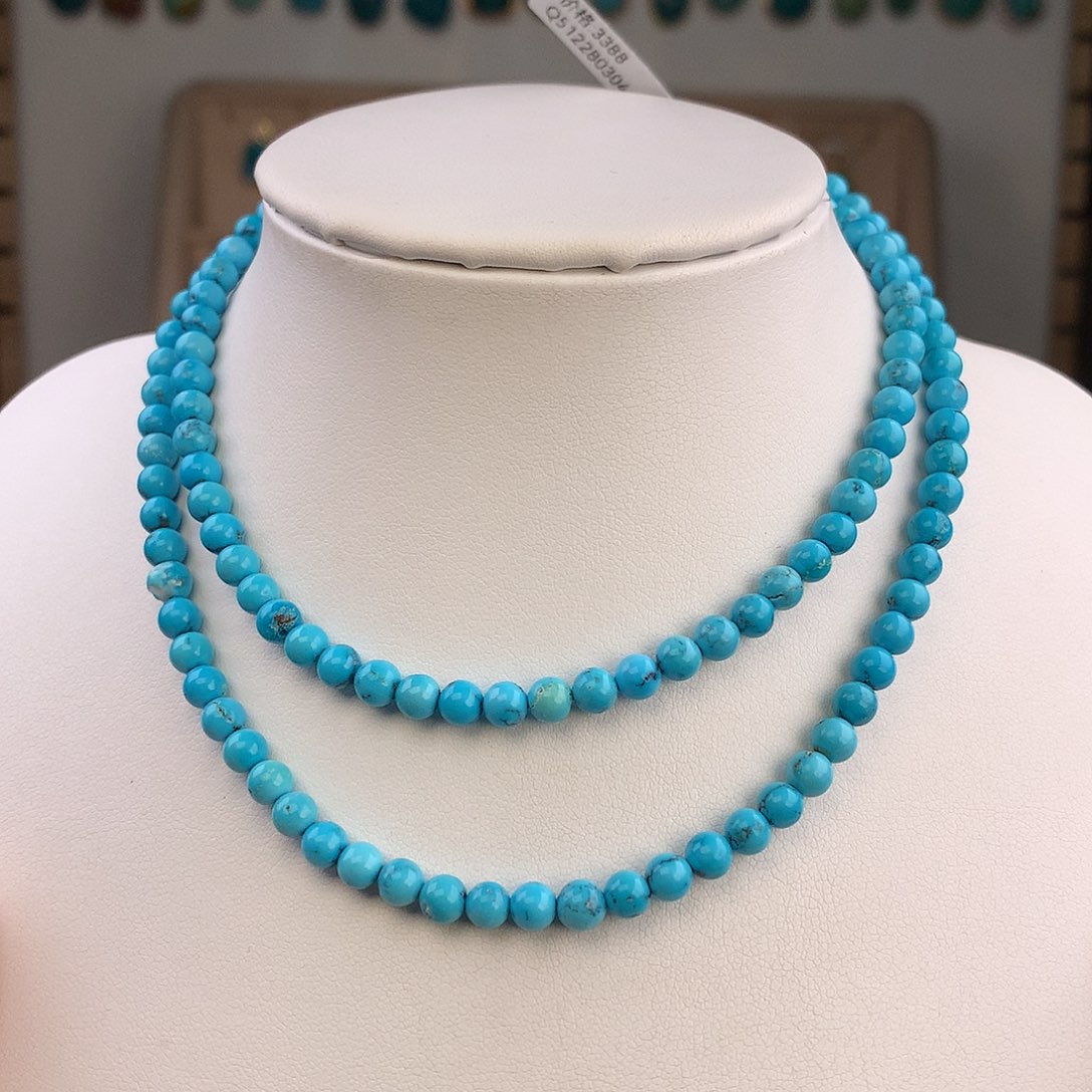 绿松石未镶嵌颈饰