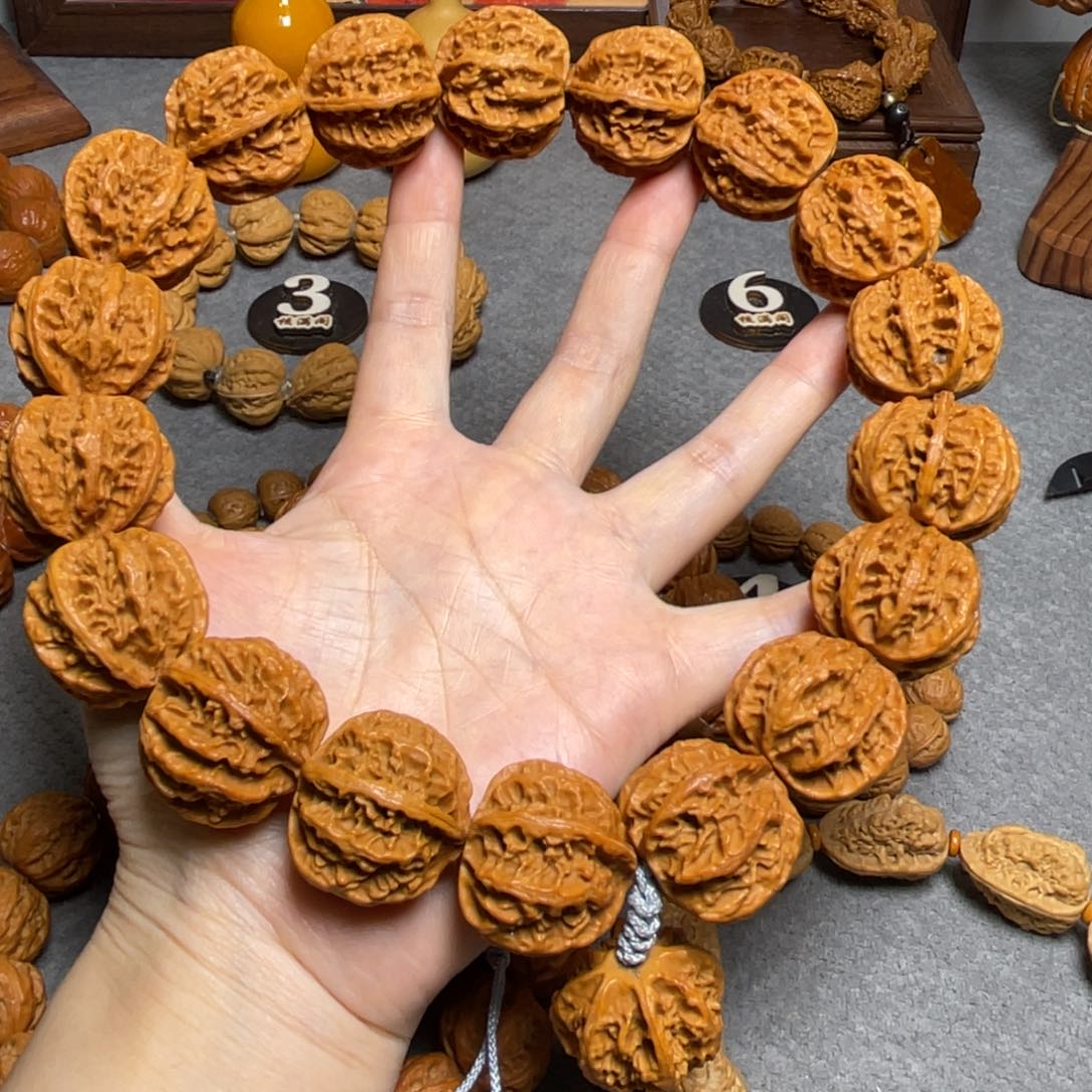 核桃大****鹏京八棱粗筋龙脊手持88