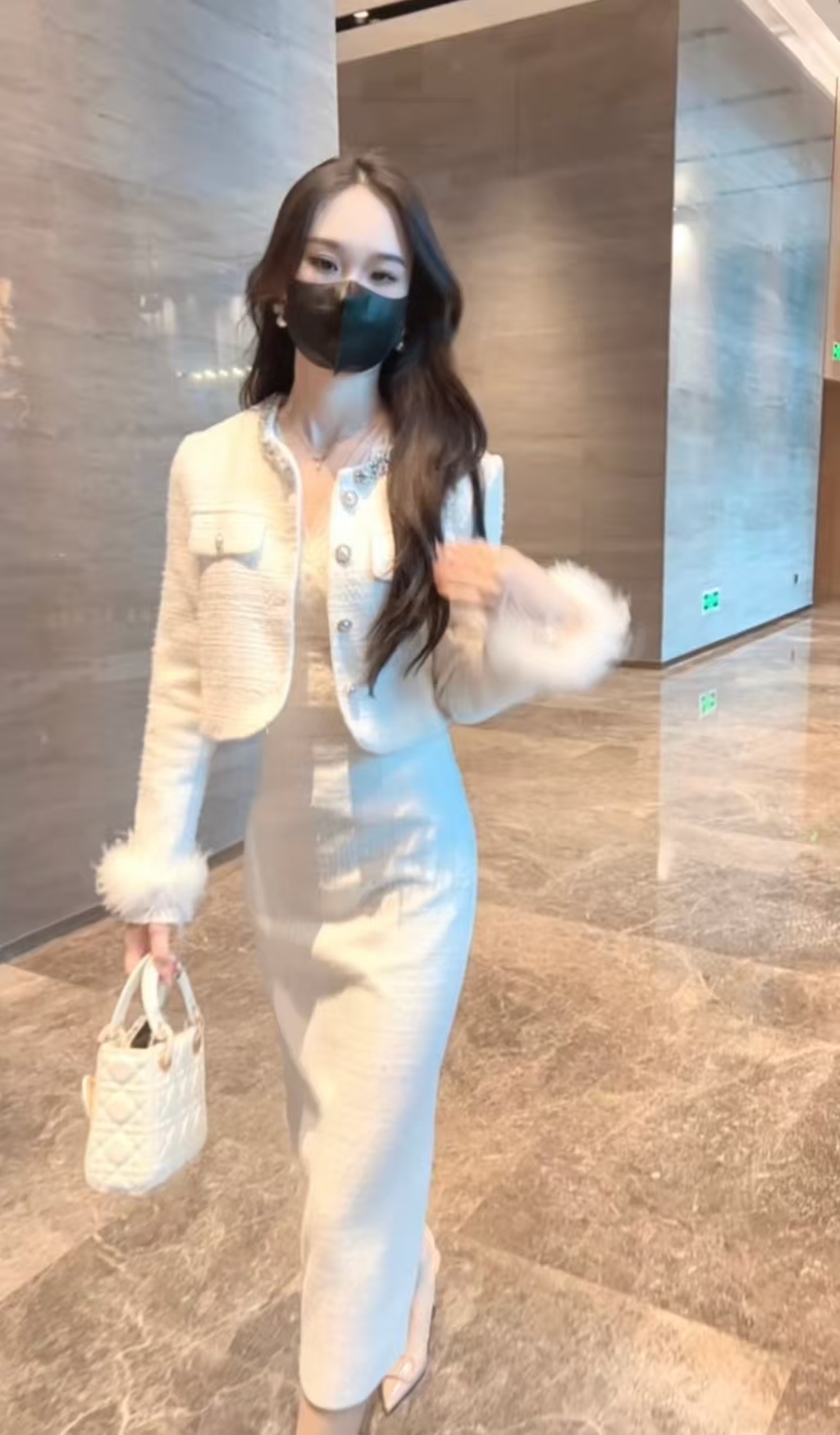 气质重工小香风套装长裙短裙套装显瘦长袖网红时尚法式修身包臀