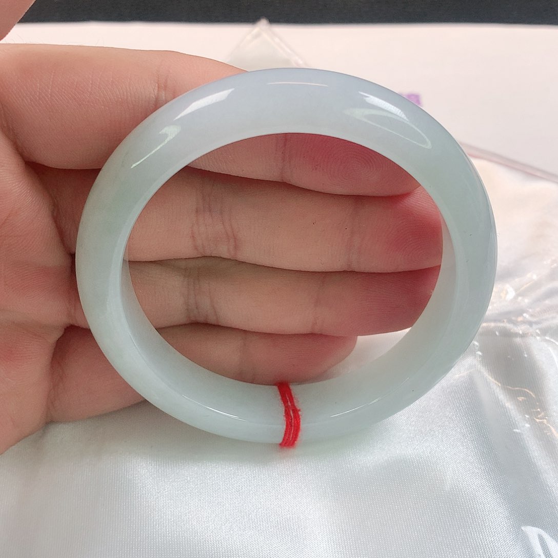 翡翠未镶嵌手镯夏***虫88号