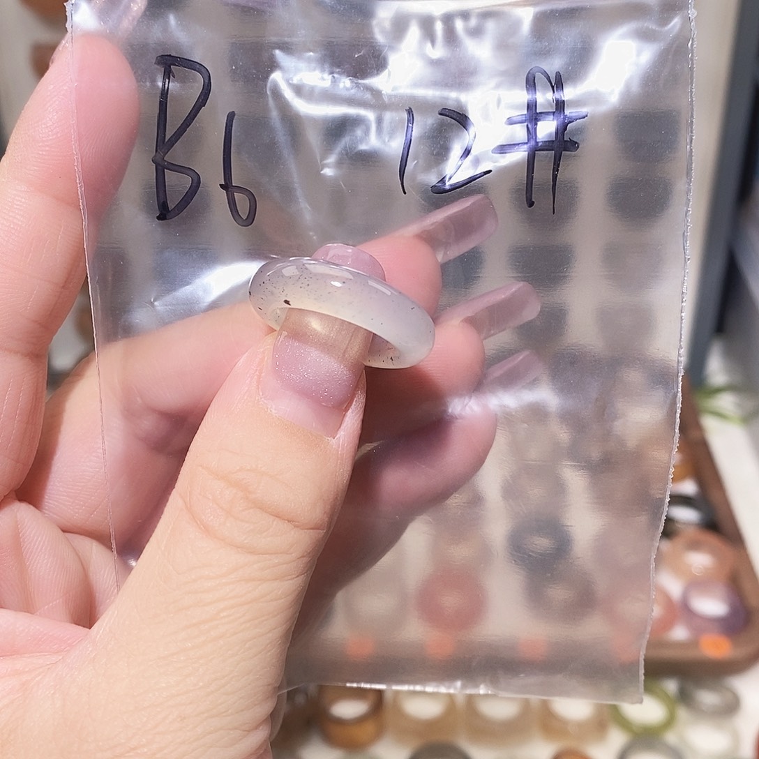 玛瑙/玉髓未镶嵌戒指港12福利款不退换