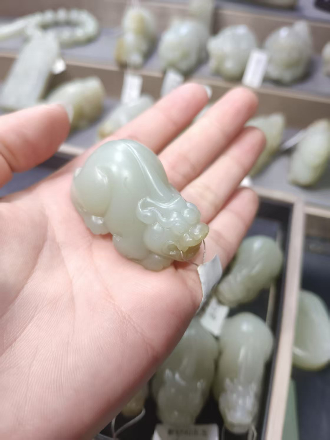 新疆和田玉且末料