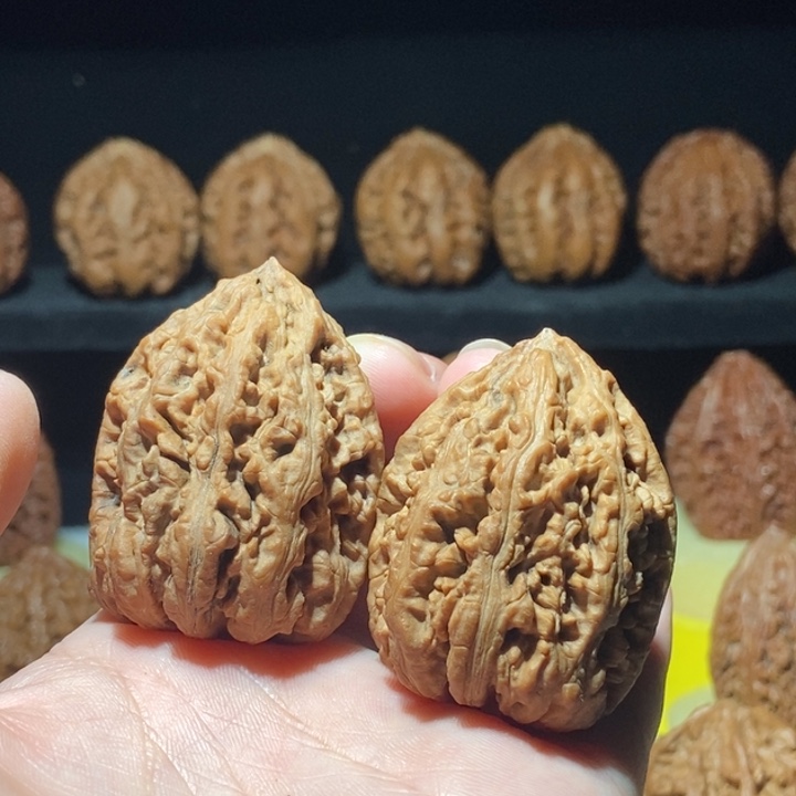 文玩核桃把件9号车