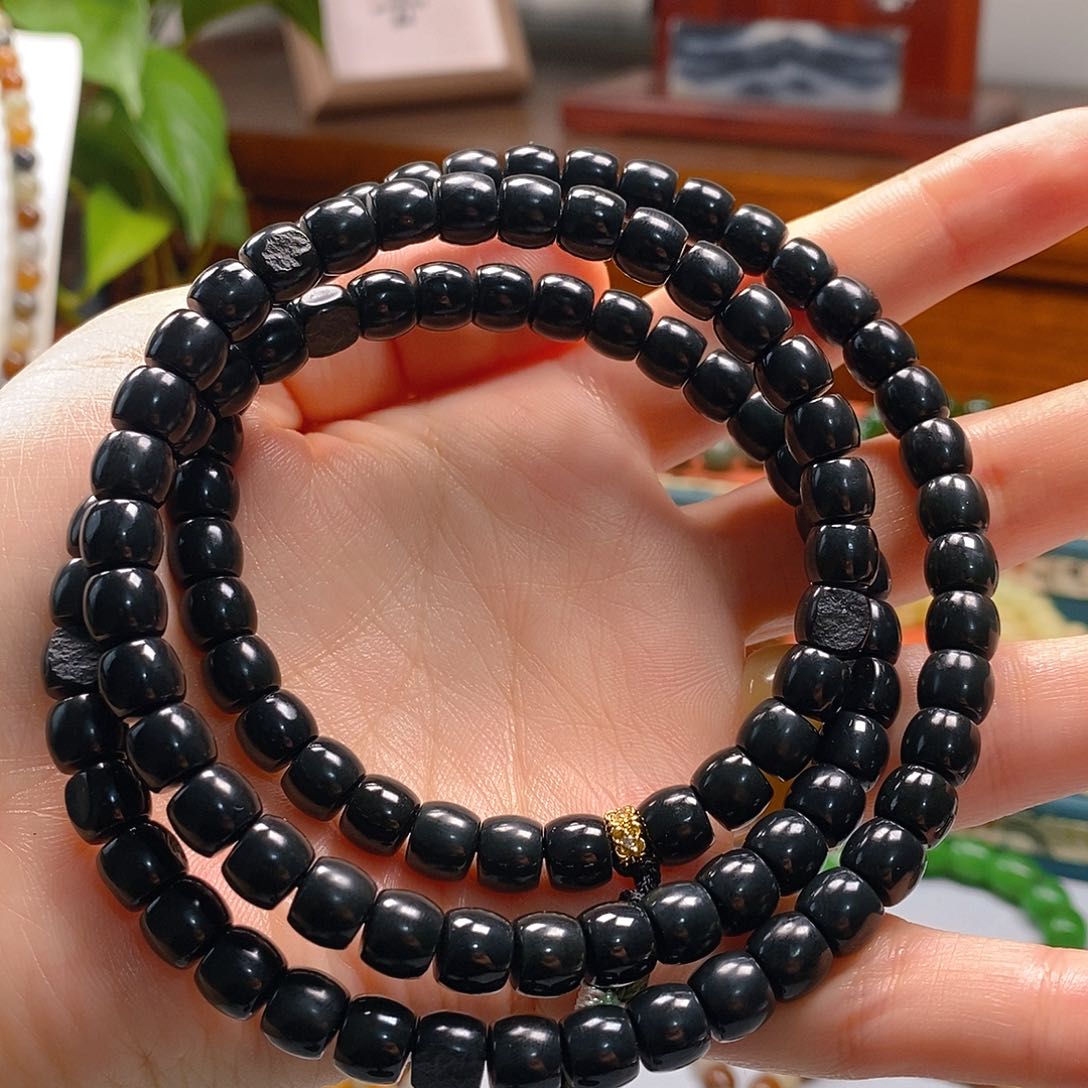 和田玉手串未镶嵌