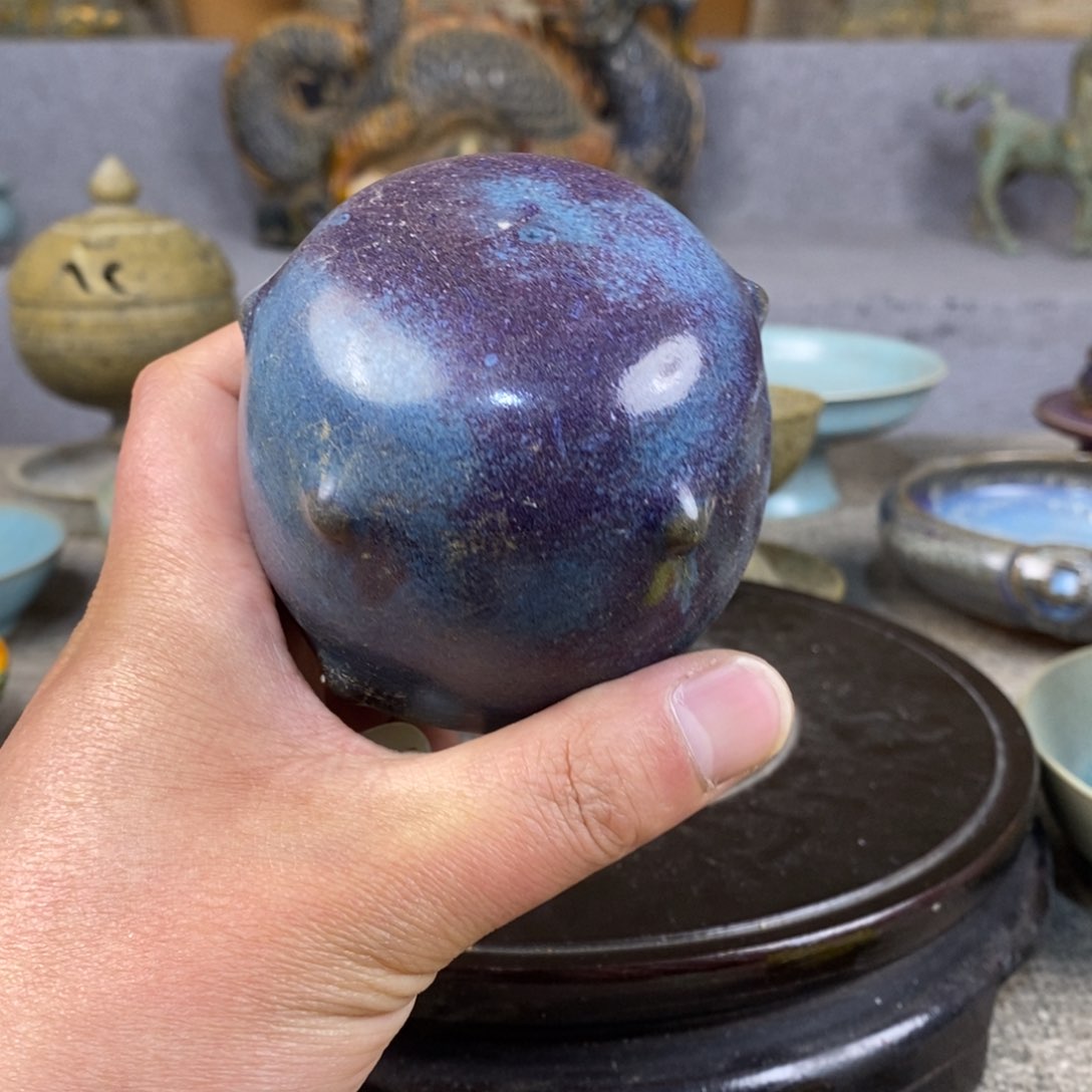 摆件陶瓷艺术家的作品是