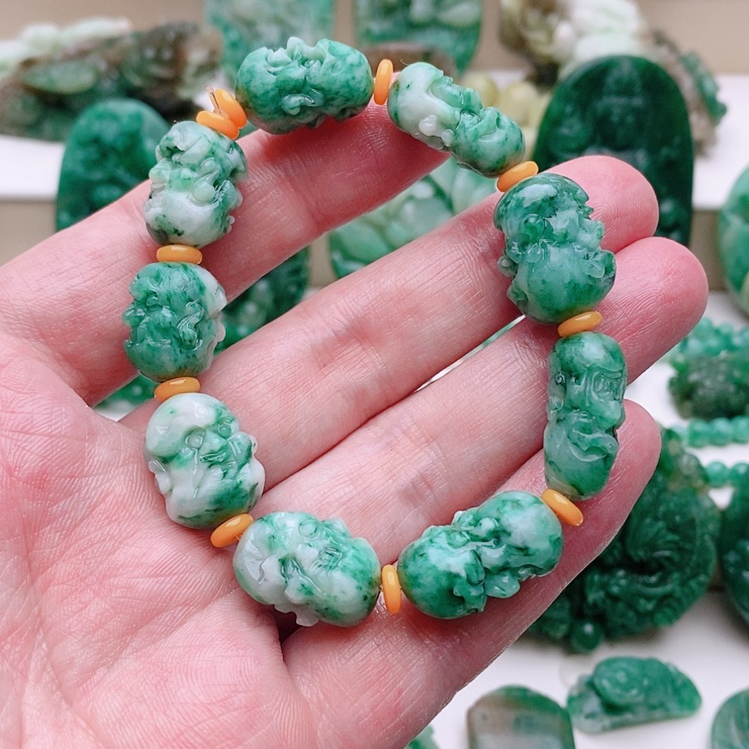 独山玉未镶嵌手串