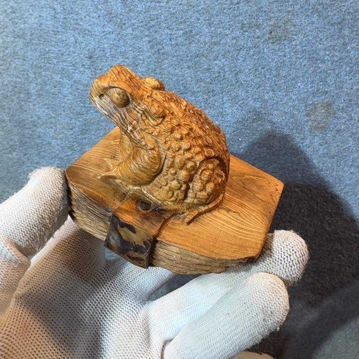 工艺品摆件手把件等