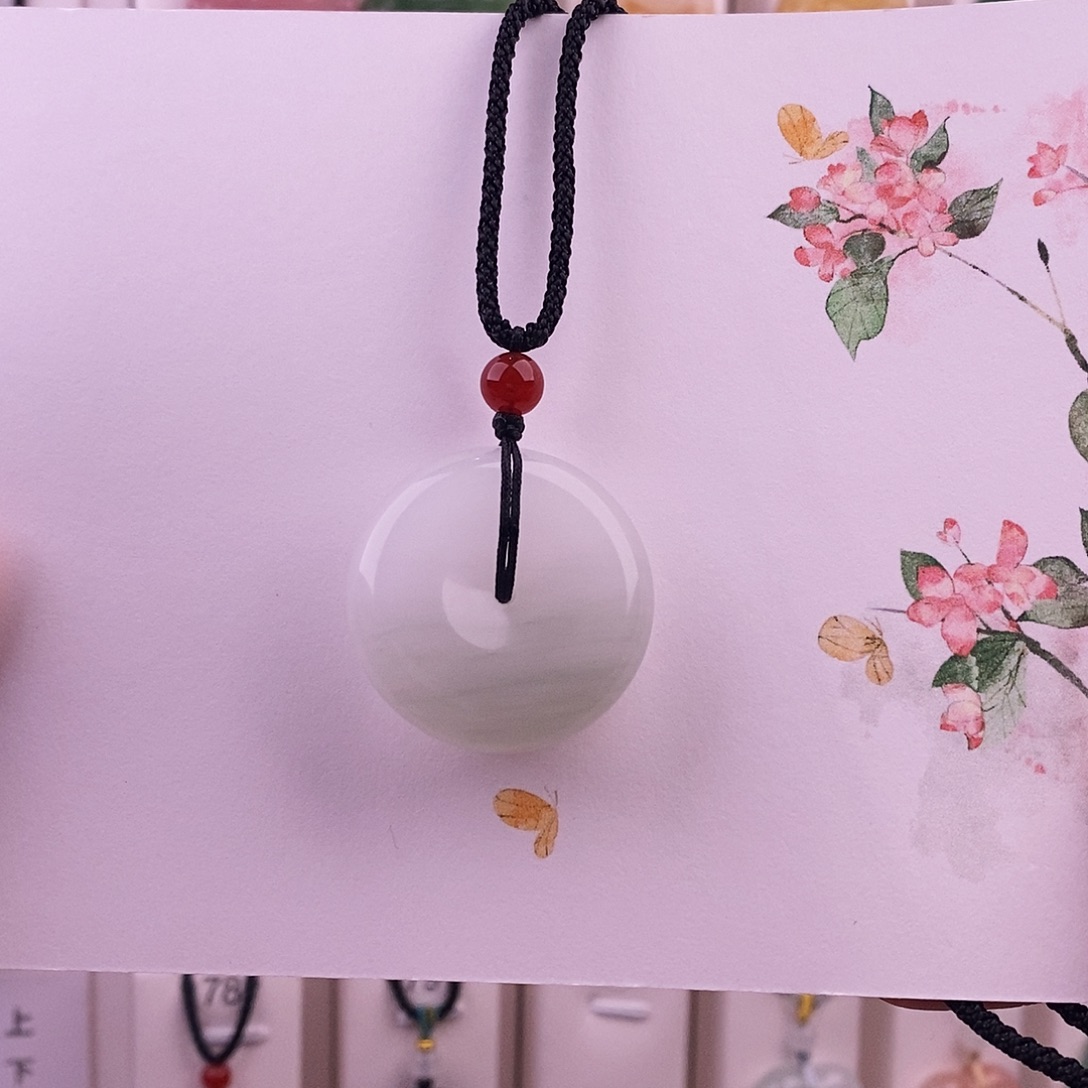 颖***_石英岩玉未镶嵌颈饰