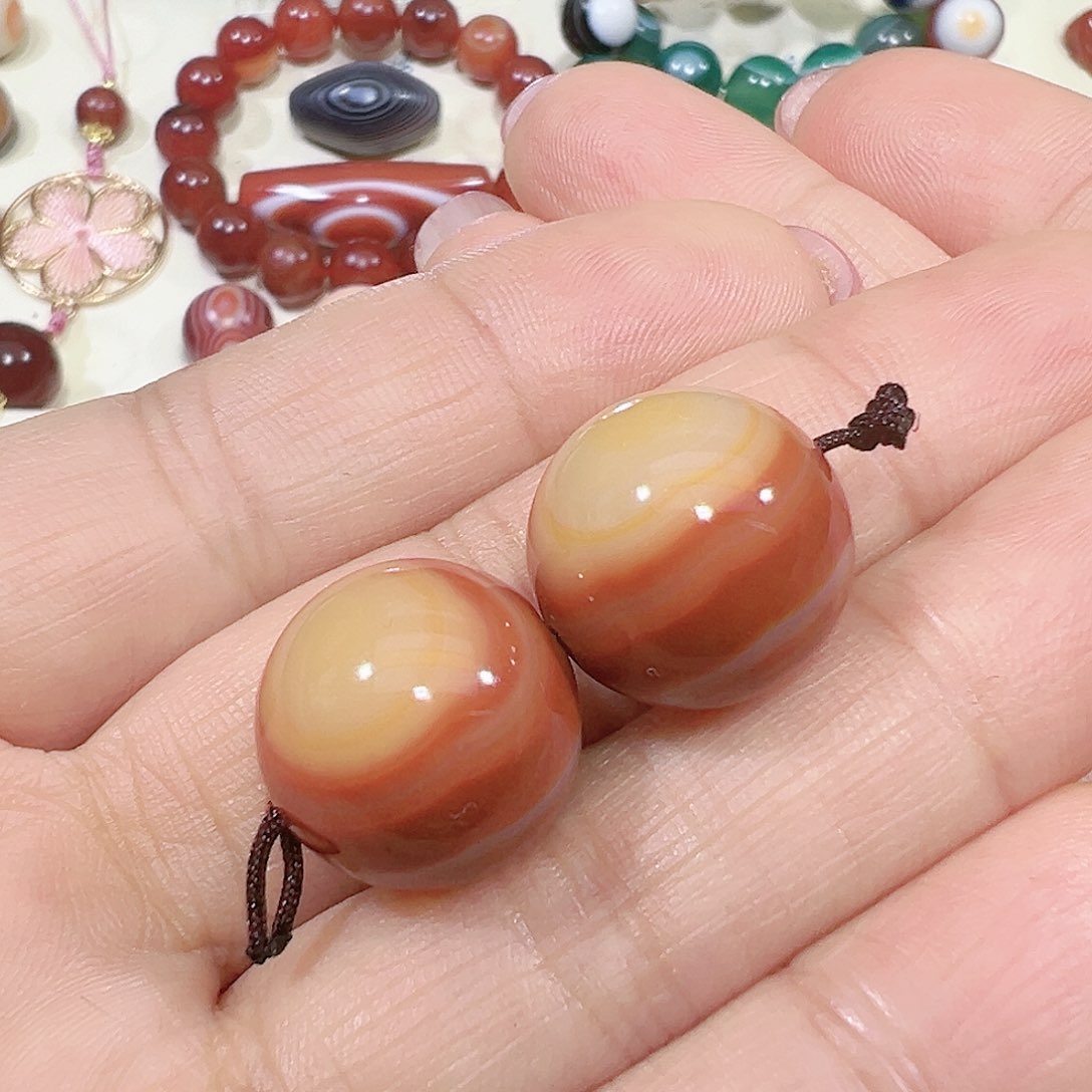 玛瑙/玉髓珠宝半成品未镶嵌16mm一对