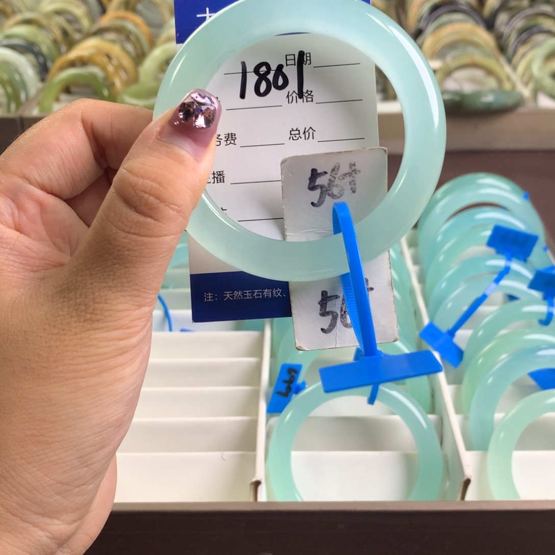 蛇纹石玉未镶嵌手镯1801