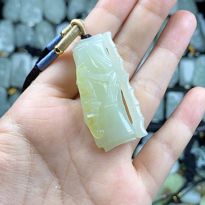 和田玉挂件未镶嵌张*千