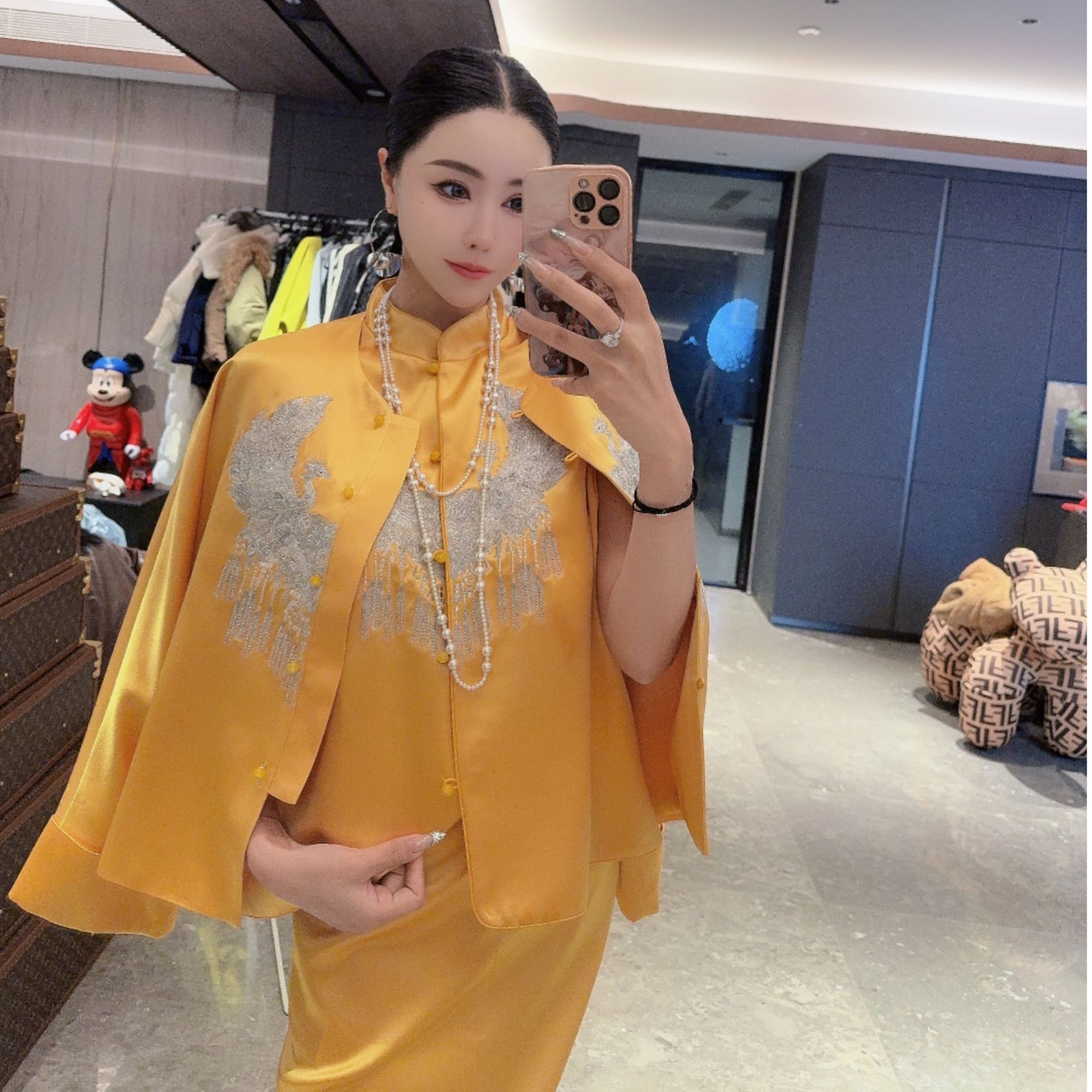 DOUWU【荣华富贵】黄黑两色胸凤凰刺绣外套马甲半裙三件套装TZ13256