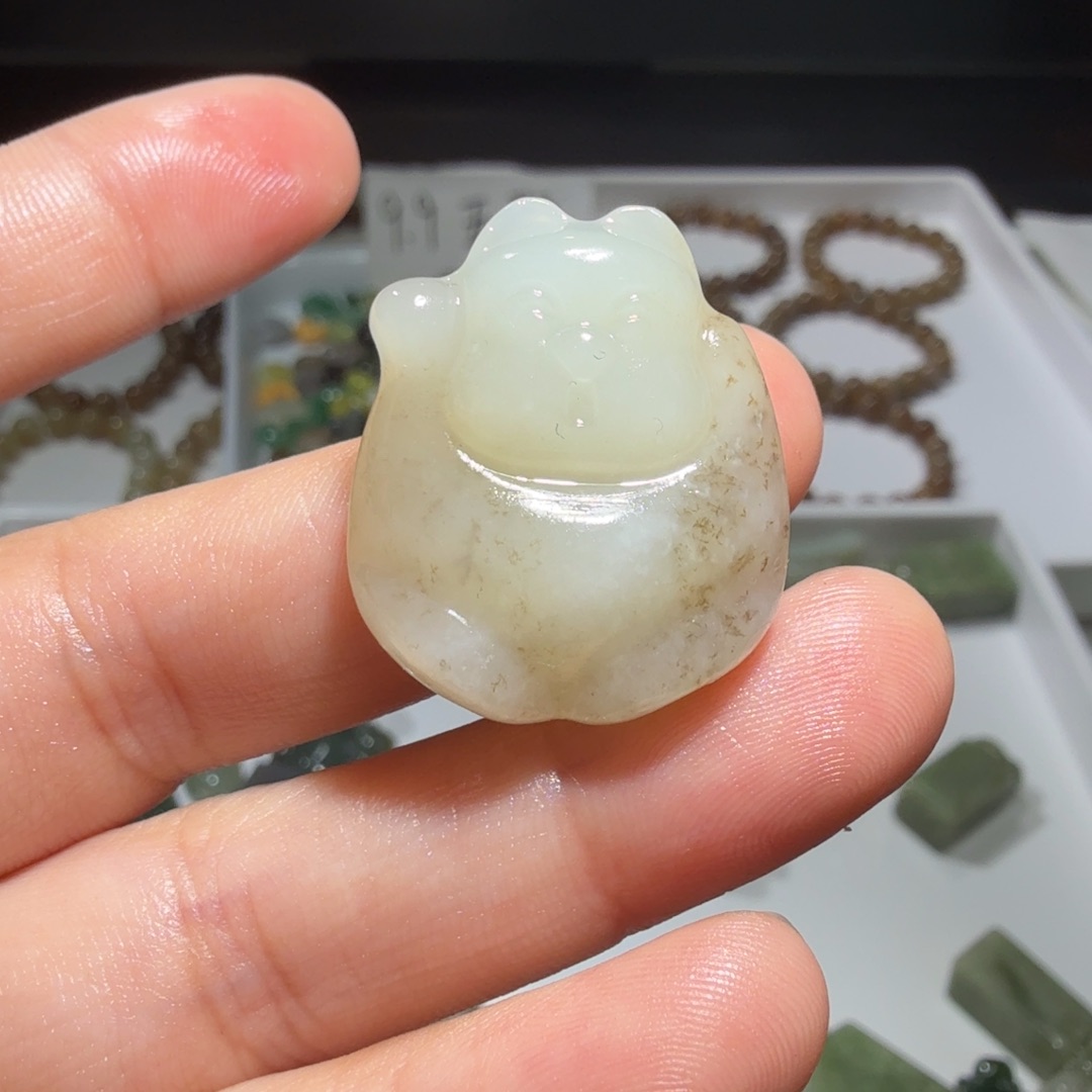 和田玉未镶嵌珠宝奇石