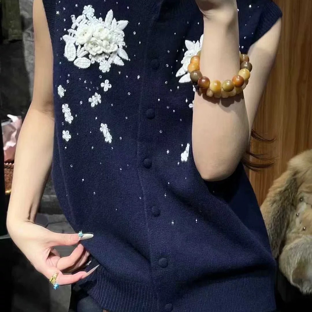 圆领绣花毛针织开背打底上衣蕾丝羊绒网红针织衫百搭时尚显瘦毛衣