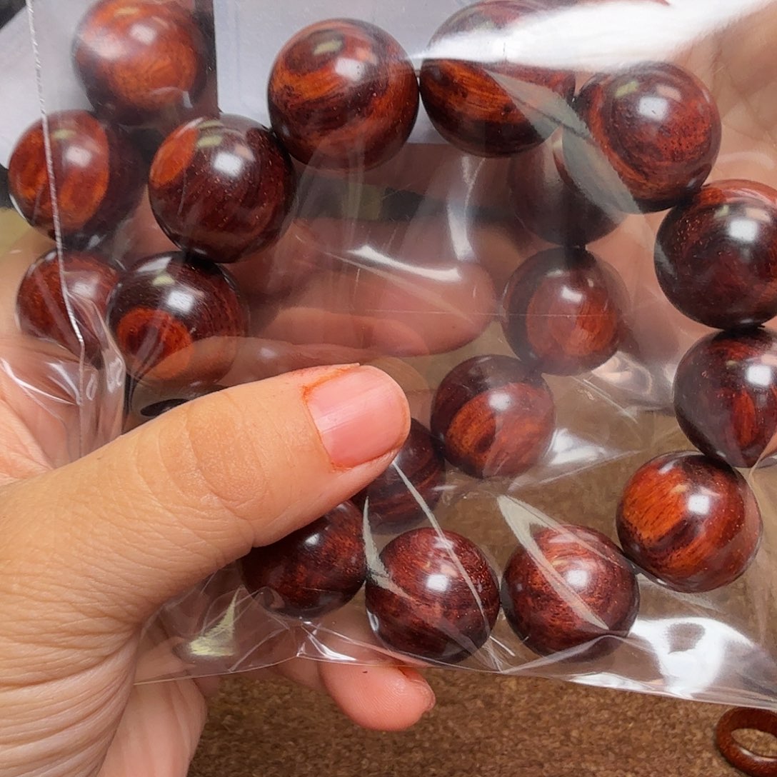 阿***尼檀香紫檀（小叶紫檀）手串2.0琴