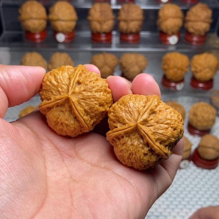 桃核把件七星三棱12