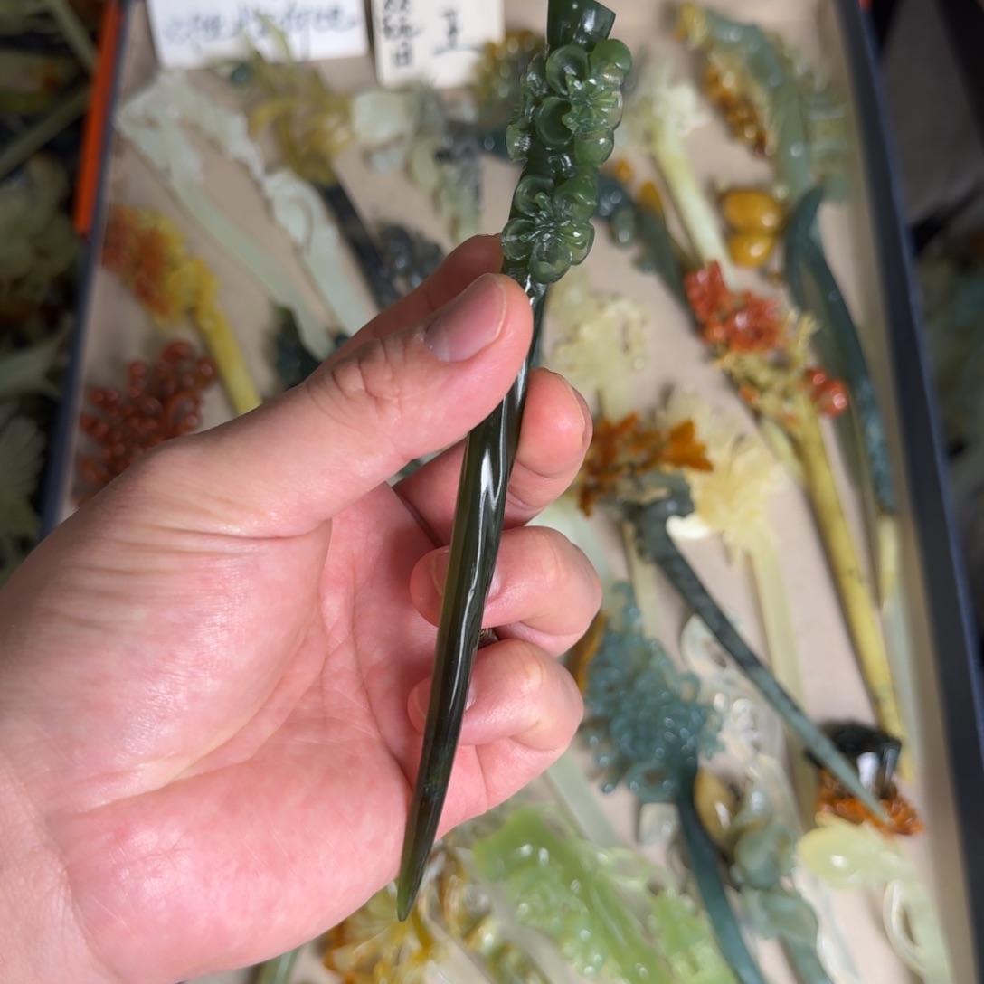 岫玉发饰未镶嵌李